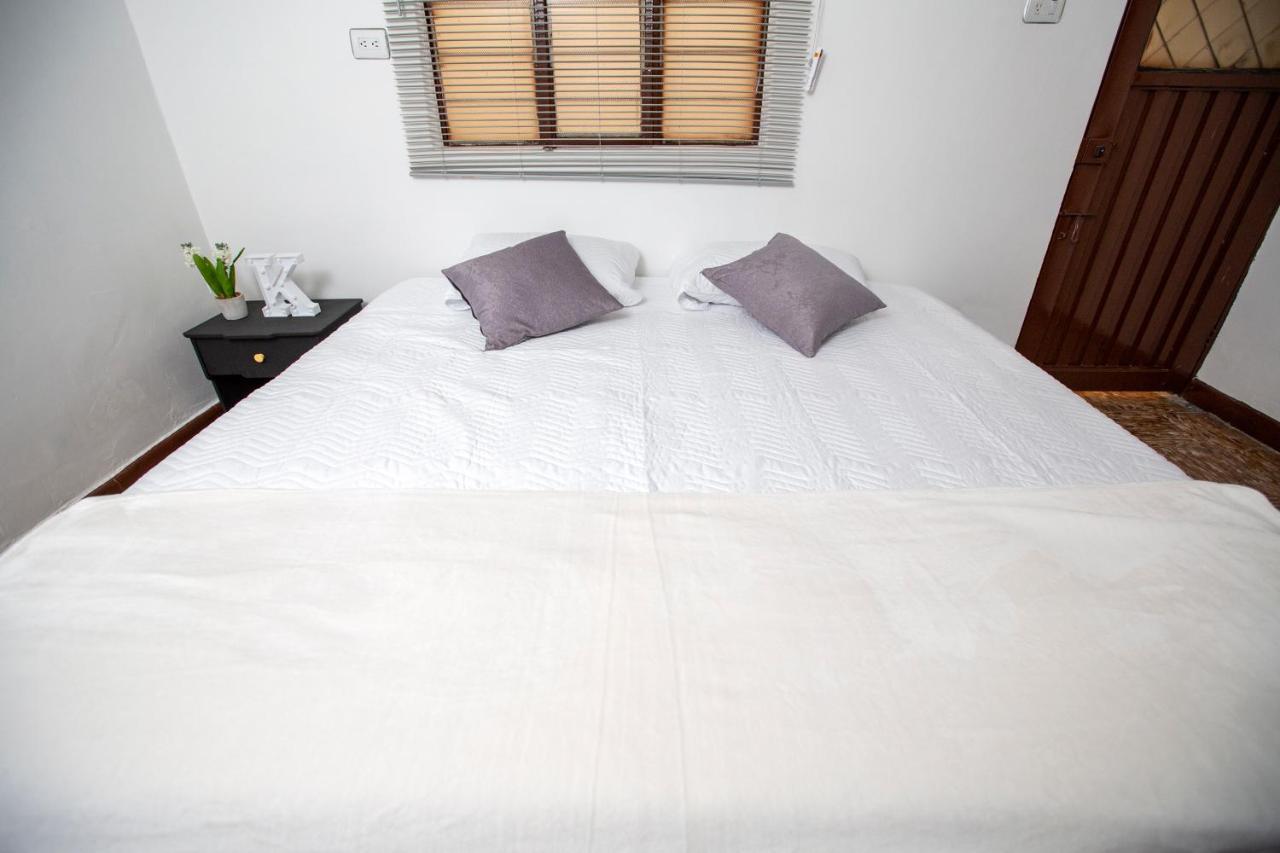 Komodo Alojamiento- Hostal Autoservicio, Ubicado Cerca Al Centro Historico - Bano Privado, Wifi , Cama 2X2 Y Agua Caliente Y Cocina Compartida Popayan Exteriér fotografie