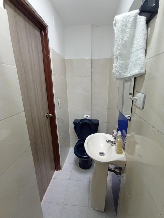 Komodo Alojamiento- Hostal Autoservicio, Ubicado Cerca Al Centro Historico - Bano Privado, Wifi , Cama 2X2 Y Agua Caliente Y Cocina Compartida Popayan Exteriér fotografie