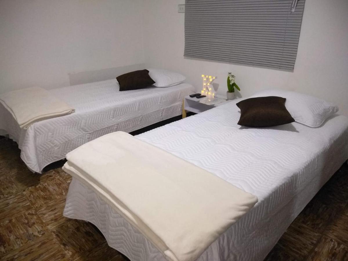 Komodo Alojamiento- Hostal Autoservicio, Ubicado Cerca Al Centro Historico - Bano Privado, Wifi , Cama 2X2 Y Agua Caliente Y Cocina Compartida Popayan Exteriér fotografie