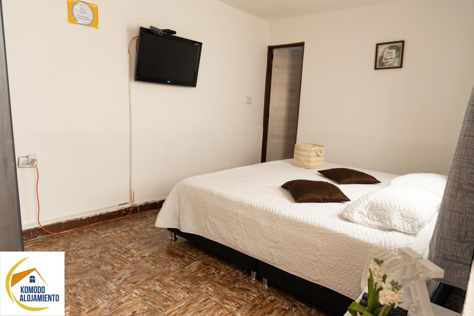Komodo Alojamiento- Hostal Autoservicio, Ubicado Cerca Al Centro Historico - Bano Privado, Wifi , Cama 2X2 Y Agua Caliente Y Cocina Compartida Popayan Exteriér fotografie